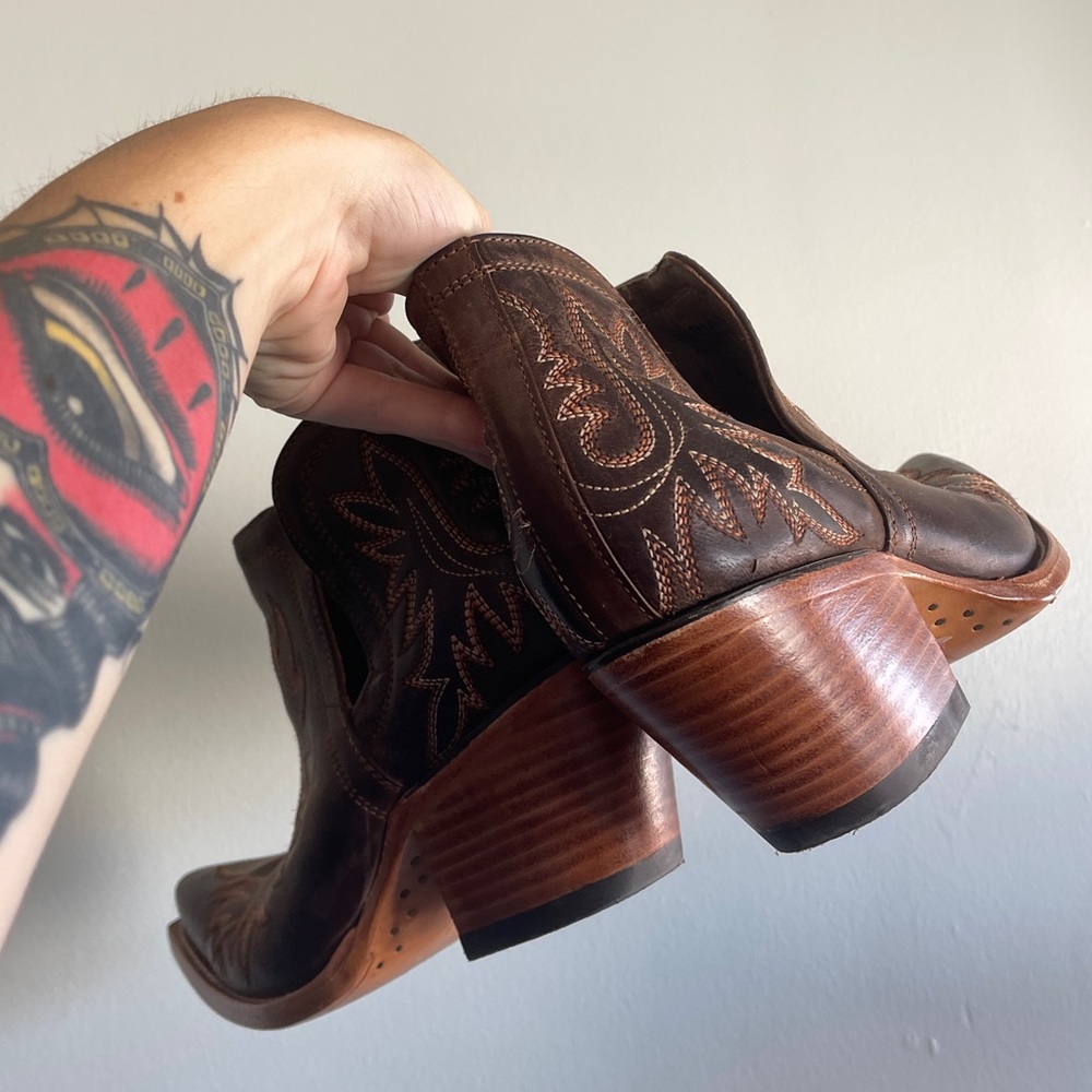 Ariat Brown Western Dixon Bootie - Picture 4 of 8